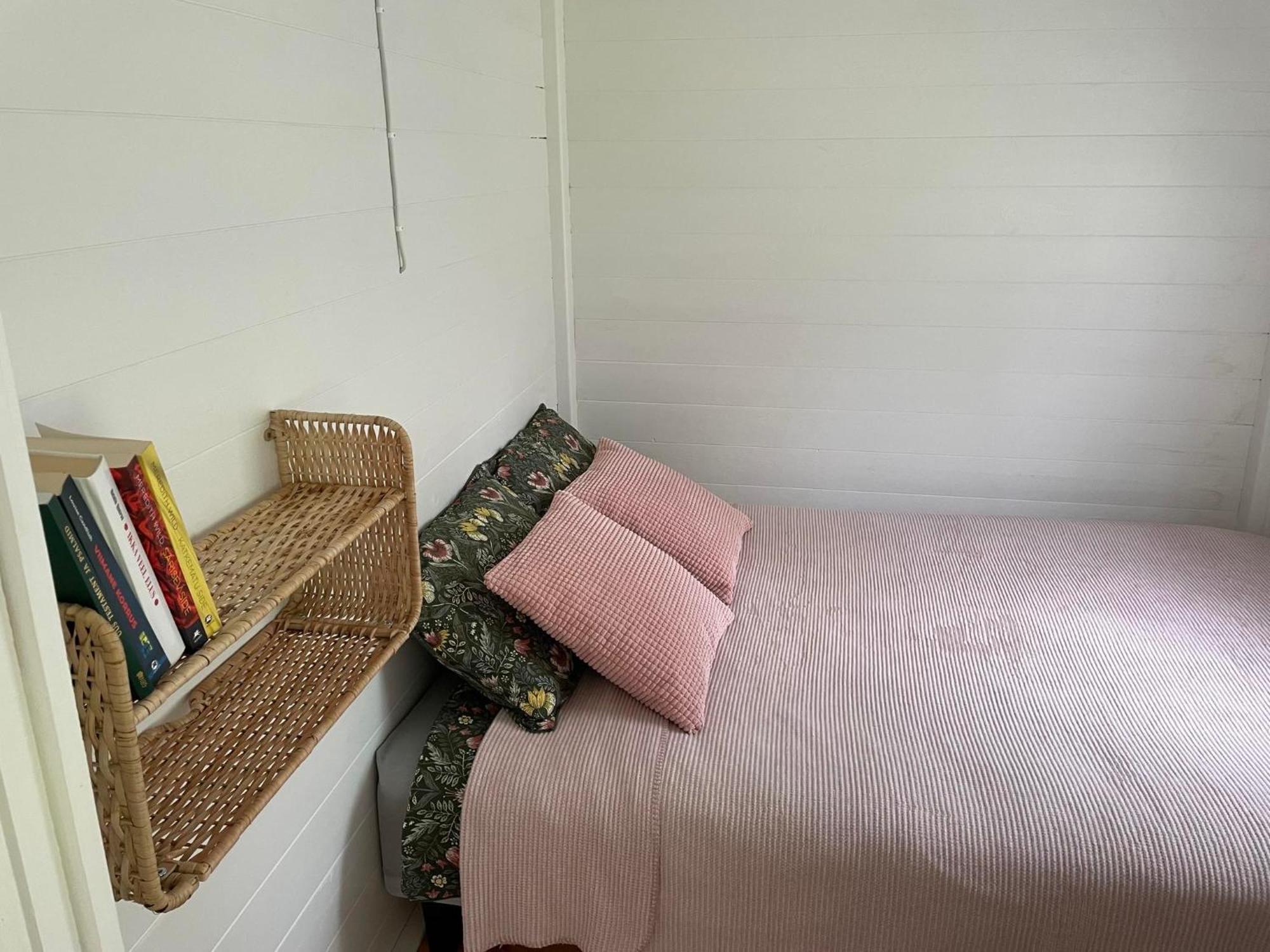 Pihla Rannamaja Sauna Ja Kuemblustuenniga
